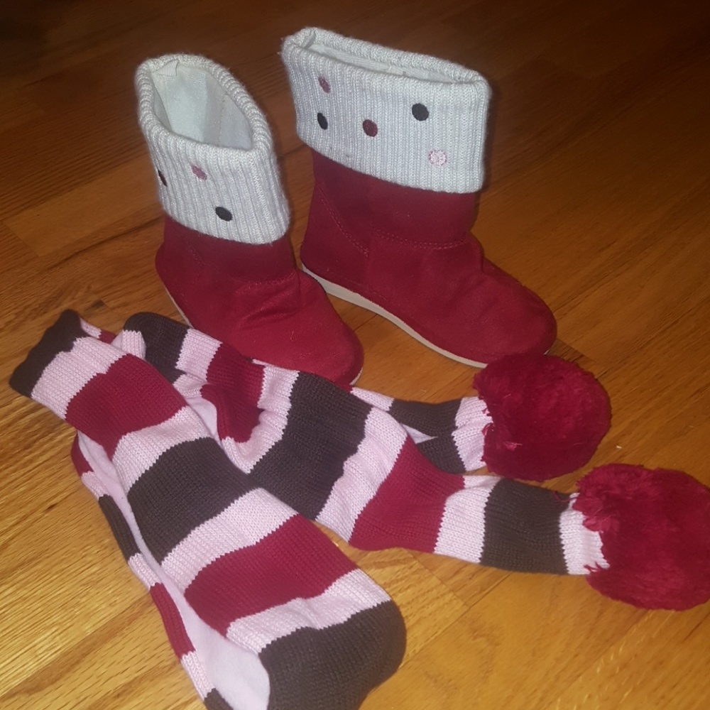 girls boots and scarf